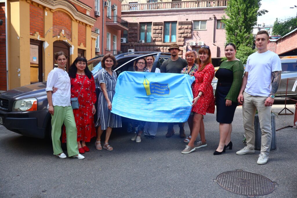 Результат журналістського збору НСЖУ – капітально відремонтований автомобіль пресслужби 24-ої бригади