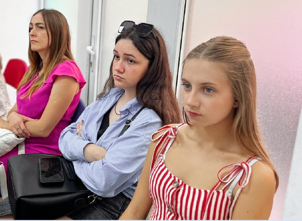 Як комплексно боротися з дезінформацією: тренінг з медіаграмотності у Чернівцях 19 Як комплексно боротися з дезінформацією: тренінг з медіаграмотності у Чернівцях 2