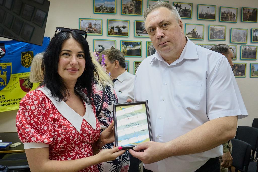 За кожним текстом – виразне авторське «Я»: на Дніпропетровщині нагородили переможців конкурсу «Інформаційний фронт-2024/25» 24 За кожним текстом – виразне авторське «Я»: на Дніпропетровщині нагородили переможців конкурсу «Інформаційний фронт-2024/25» 7