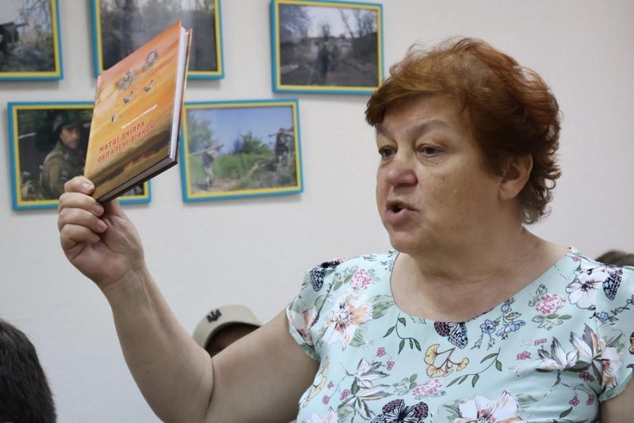 Творчість на передовій: у Дніпрі презентували проєкт «Воїни Світла: МИТЦІ» 19 Творчість на передовій: у Дніпрі презентували проєкт «Воїни Світла: МИТЦІ» 2