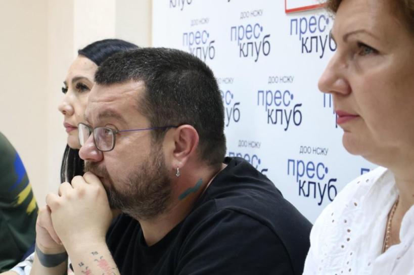 Творчість на передовій: у Дніпрі презентували проєкт «Воїни Світла: МИТЦІ» 22 Творчість на передовій: у Дніпрі презентували проєкт «Воїни Світла: МИТЦІ» 5