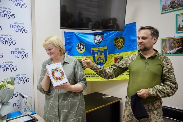 Акція «Рука підтримки»: журналістська спільнота об’єдналася на допомогу колезі з Дніпра 21 Акція «Рука підтримки»: журналістська спільнота об’єдналася на допомогу колезі з Дніпра 4