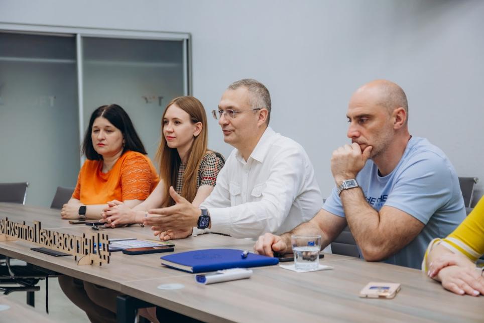 «Наш університет»: Дніпропетровська обласна організація НСЖУ та НТУ «Дніпровська політехніка» посилюють партнерство 20 «Наш університет»: Дніпропетровська обласна організація НСЖУ та НТУ «Дніпровська політехніка» посилюють партнерство 3