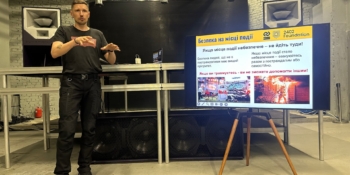 Харківські медійники вчилися алгоритму дій під час роботи в небезпеці 25 Харківські медійники вчилися алгоритму дій під час роботи в небезпеці