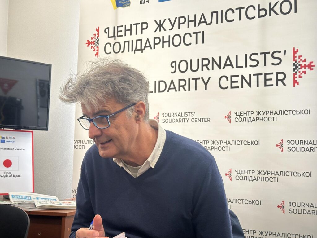 «Ваша допомога була неоціненною у проведенні інтерв'ю»: італійський журналіст розповів про те, як його підтримав Харківський Центр журналістської солідарності 21 «Ваша допомога була неоціненною у проведенні інтерв'ю»: італійський журналіст розповів про те, як його підтримав Харківський Центр журналістської солідарності 4