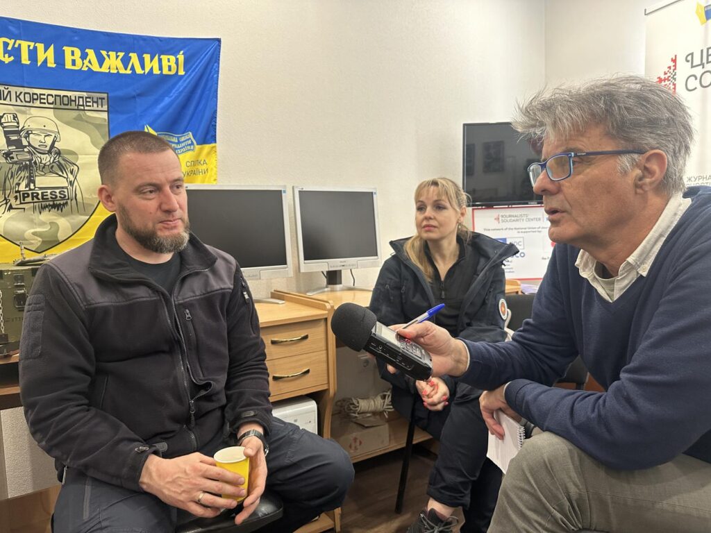«Ваша допомога була неоціненною у проведенні інтерв'ю»: італійський журналіст розповів про те, як його підтримав Харківський Центр журналістської солідарності 18 «Ваша допомога була неоціненною у проведенні інтерв'ю»: італійський журналіст розповів про те, як його підтримав Харківський Центр журналістської солідарності 1