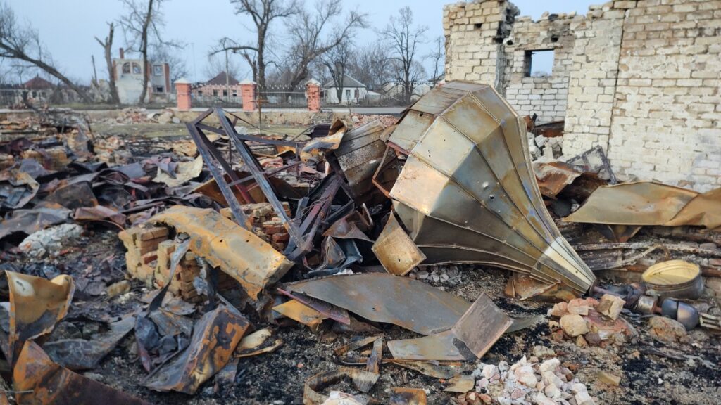 «Головне – не зашкодити», – військовий журналіст Павло Шамшин про роботу на передовій 19 «Головне – не зашкодити», – військовий журналіст Павло Шамшин про роботу на передовій 2