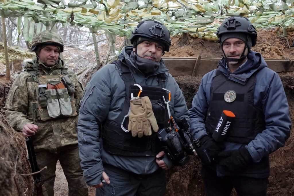 «Іноземні журналісти розуміють: якщо Україна програє війну, завтра війна прийде в їхні країни», – пресслужба 65-ої бригади 19 «Іноземні журналісти розуміють: якщо Україна програє війну, завтра війна прийде в їхні країни», – пресслужба 65-ої бригади 2
