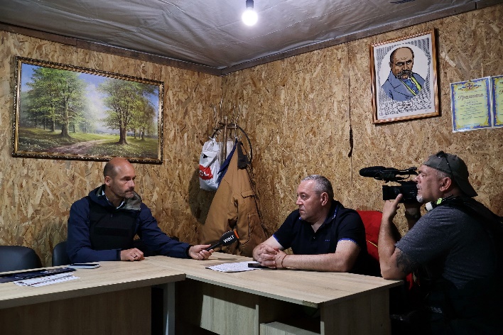 «Іноземні журналісти розуміють: якщо Україна програє війну, завтра війна прийде в їхні країни», – пресслужба 65-ої бригади 28 «Іноземні журналісти розуміють: якщо Україна програє війну, завтра війна прийде в їхні країни», – пресслужба 65-ої бригади 11