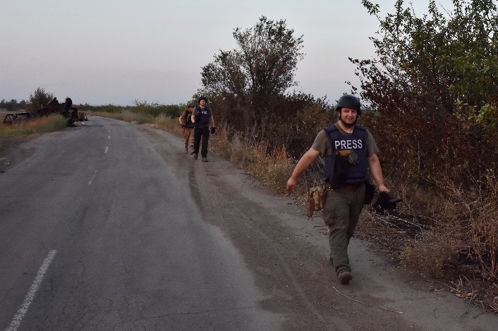 «Іноземні журналісти розуміють: якщо Україна програє війну, завтра війна прийде в їхні країни», – пресслужба 65-ої бригади 32 «Іноземні журналісти розуміють: якщо Україна програє війну, завтра війна прийде в їхні країни», – пресслужба 65-ої бригади 15