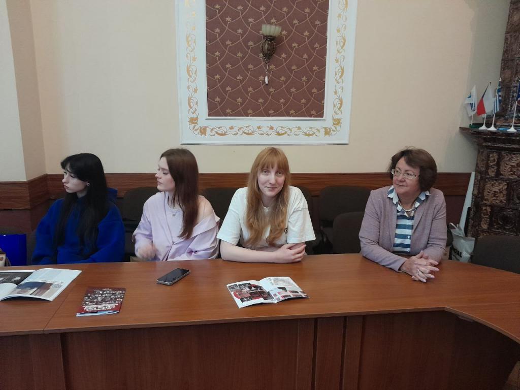 Ключову роль для журналістів під час війни відіграє фактчекінг: зустріч медійників і студентів у Львові 4