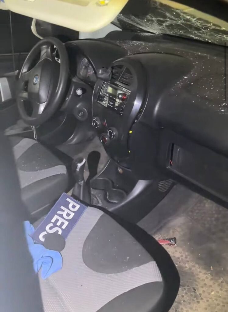 Вибухом шахеда в Харкові пошкоджено два автомобілі й помешкання журналіста Артема Листопада 18 Вибухом шахеда в Харкові пошкоджено два автомобілі й помешкання журналіста Артема Листопада 1