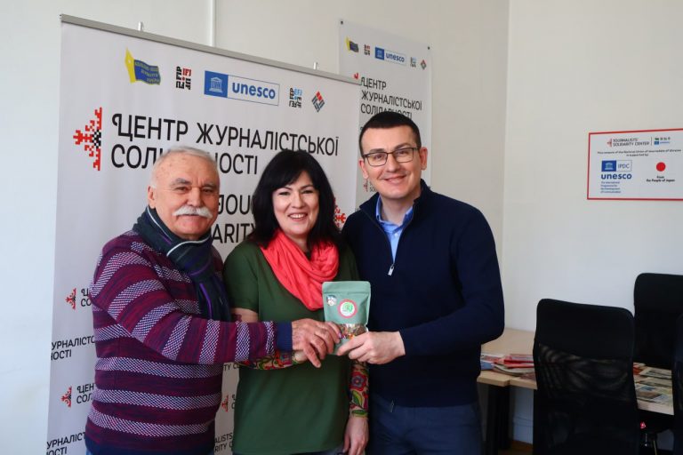 Телеведуча Тетяна Висоцька: «Створюю літопис війни, зітканий з людських доль» 18 Телеведуча Тетяна Висоцька: «Створюю літопис війни, зітканий з людських доль» 1