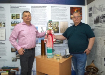 Мистецький креатив запорізьких медійників: де тепер живуть журналістські ляльки-мотанки?