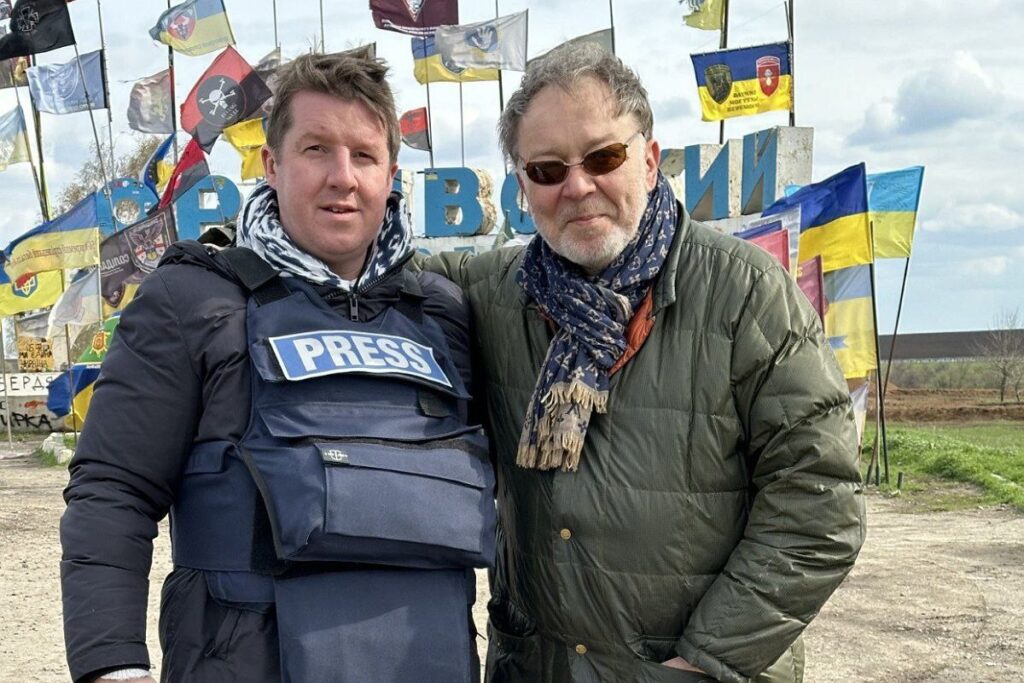 Французькі журналісти розповіли про стійкість українців та необхідність підтримки України у фільмі «Трамп і Путін: вони хочуть вбити Європу»