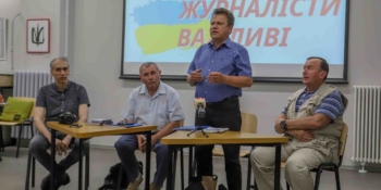 На передовій інформаційного спротиву: одеські журналісти отримали нагороди НСЖУ