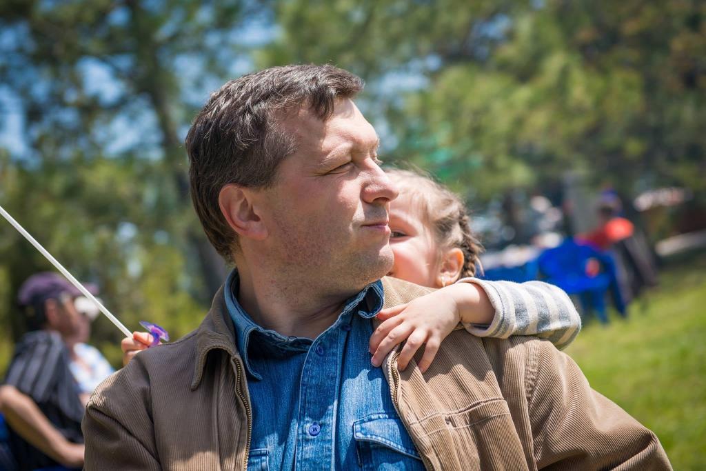 «Впізнаваними залишились тільки очі»: представники НСЖУ відвідали у госпіталі звільненого з полону журналіста Володимира Чертушкіна 18 «Впізнаваними залишились тільки очі»: представники НСЖУ відвідали у госпіталі звільненого з полону журналіста Володимира Чертушкіна 1