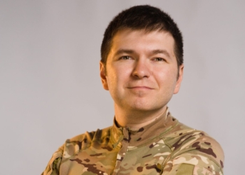 Голос 5-ої штурмової: як телевізійник Рубен Саруханян став «мостом між фронтом і суспільством»