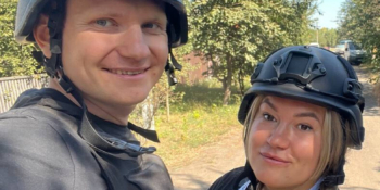 70 метрів до епіцентру. Історія воєнкора, який відклав камеру, щоб рятувати життя