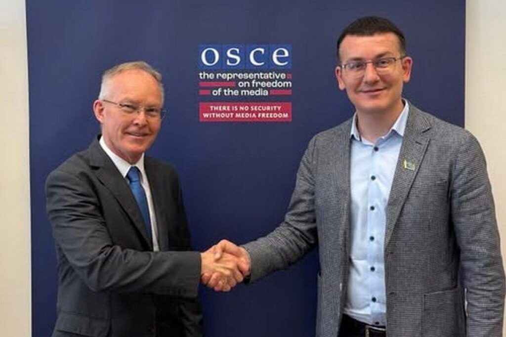 Журналістська спілка воєнного часу: Сергій Томіленко розповів, як НСЖУ стала захищати не лише свободу слова, а й життя медійників 19 Журналістська спілка воєнного часу: Сергій Томіленко розповів, як НСЖУ стала захищати не лише свободу слова, а й життя медійників 2