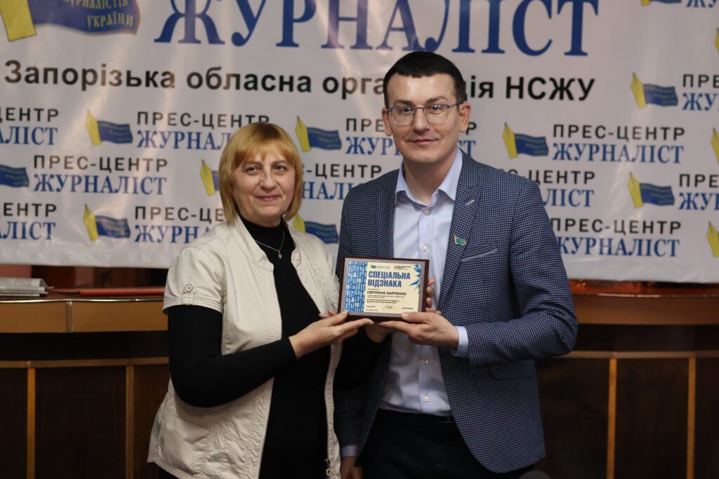 «Сторінки надії» – фільм про незламну силу прифронтової журналістики 24 «Сторінки надії» – фільм про незламну силу прифронтової журналістики 7