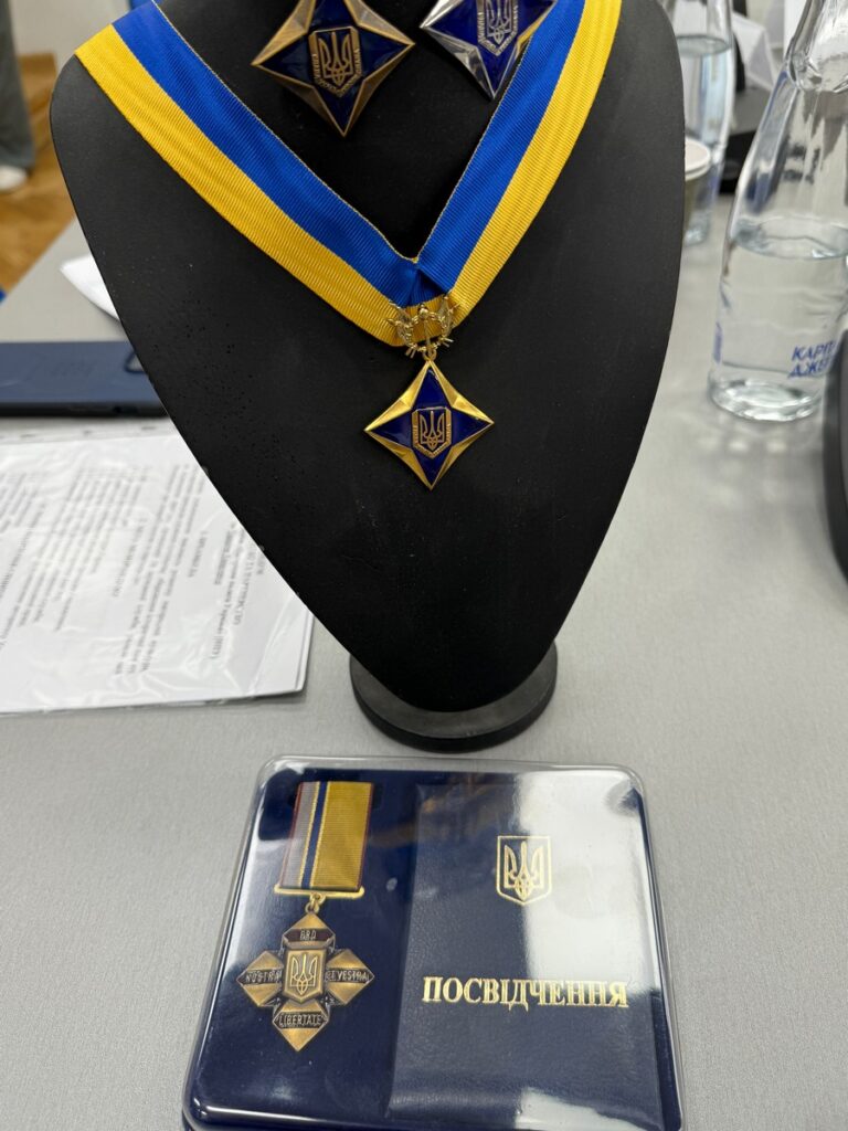 Українських військових, героїв без зброї і друзів України-іноземців відзначатимуть громадськими нагородами 18 Українських військових, героїв без зброї і друзів України-іноземців відзначатимуть громадськими нагородами 1