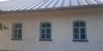 Під час нічної атаки на Київ постраждала квартира журналістки hromadske. Вони з чоловіком зазнали поранень