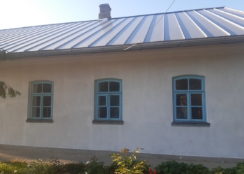 Під час нічної атаки на Київ постраждала квартира журналістки hromadske. Вони з чоловіком зазнали поранень