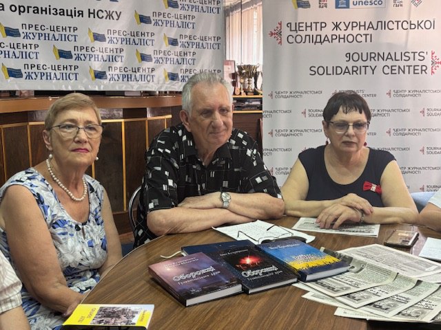 «Захід і Схід – разом!»: онлайн-міст Івано-Франківського та Запорізького Центрів журналістської солідарності 20 «Захід і Схід – разом!»: онлайн-міст Івано-Франківського та Запорізького Центрів журналістської солідарності 3