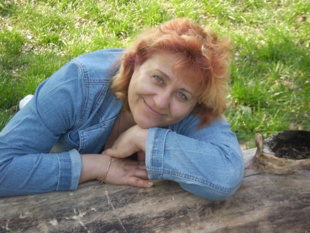 Крізь руїни до життя: історія журналістки Ольги Стадниченко, яка втратила дім, але зберегла надію 21 Крізь руїни до життя: історія журналістки Ольги Стадниченко, яка втратила дім, але зберегла надію 4