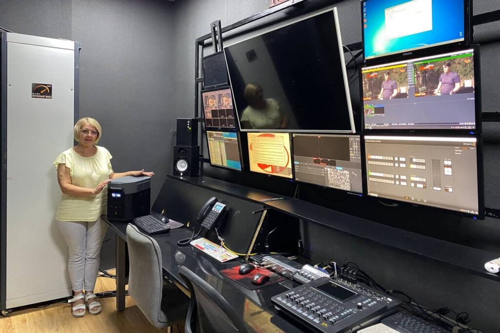 Енергетична незалежність в умовах війни: результати конкурсу на надання зарядних станцій для українських медіа 3