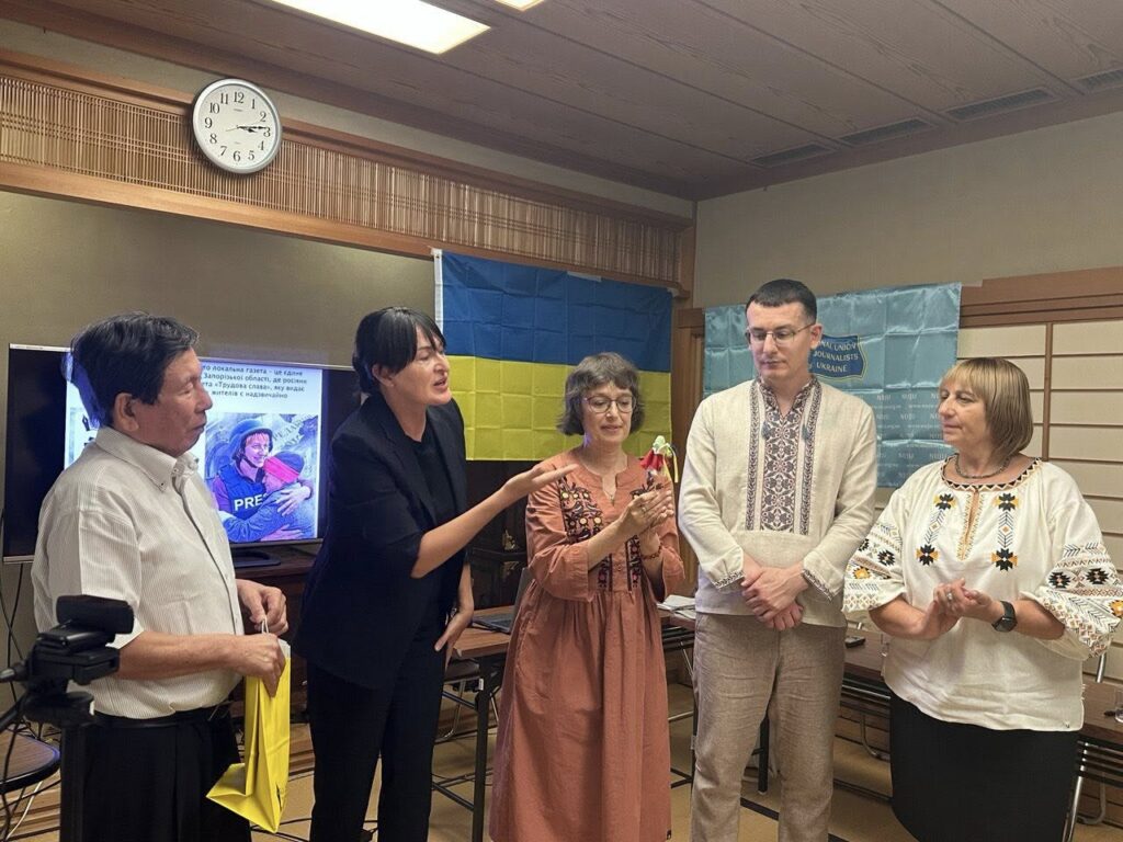 Українські журналісти розповіли в Токіо про воєнні злочини РФ та загрозу ЗАЕС