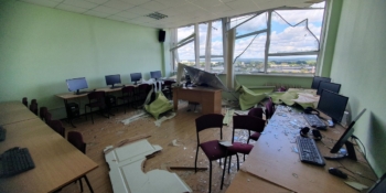 Російським ударом зруйновано приміщення кафедри журналістики Сумського університету