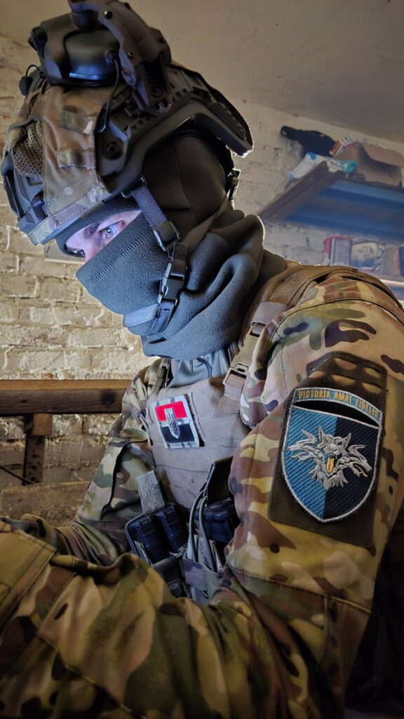 Андрій Соломка, журналіст, член НСЖУ, військовослужбовець 38-ої окремої бригади морської піхоти імені Гетьмана Петра Сагайдачного: «Воювати мають усі, якщо ми хочемо дійсно зберегти свою країну, зберегти державність» 22 Андрій Соломка, журналіст, член НСЖУ, військовослужбовець 38-ої окремої бригади морської піхоти імені Гетьмана Петра Сагайдачного: «Воювати мають усі, якщо ми хочемо дійсно зберегти свою країну, зберегти державність» 5