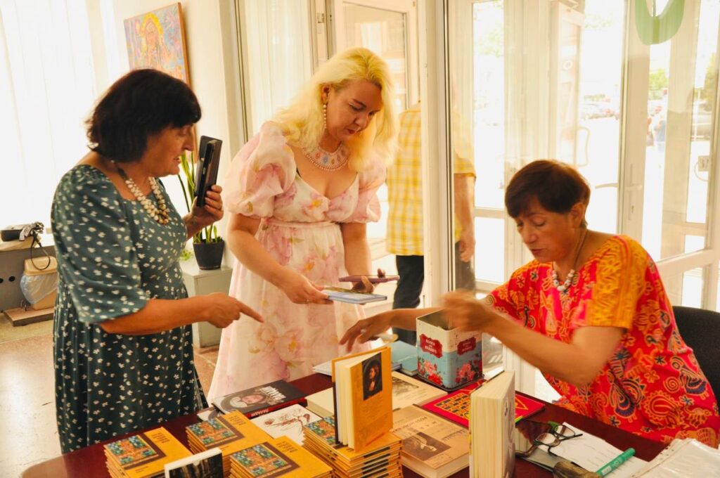 Працівники Івано-Франківського Центру журналістської солідарності долучилися до благодійного збору коштів для підрозділу ЗСУ, де служить медійник Андрій Шкварла 5