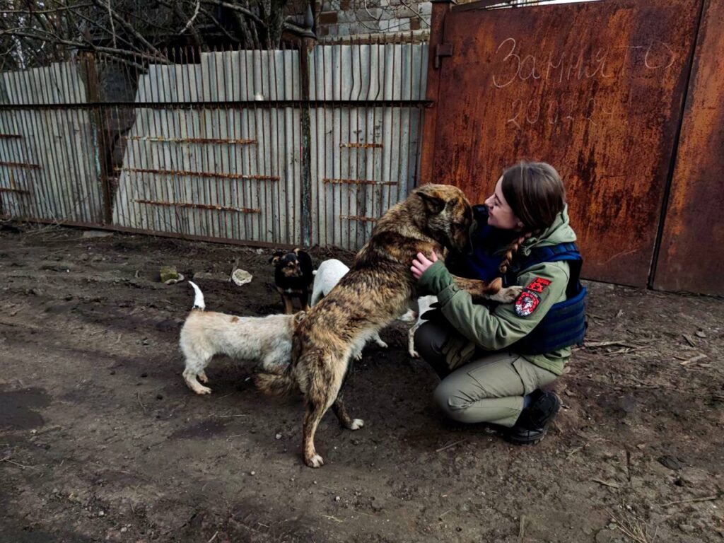 Воєнна журналістка РБК-Україна Богдана Ляськівська: «Ветерани, реабілітація, втрати – військова тема у медіа ще довго буде актуальною» 18 Воєнна журналістка РБК-Україна Богдана Ляськівська: «Ветерани, реабілітація, втрати – військова тема у медіа ще довго буде актуальною» 1