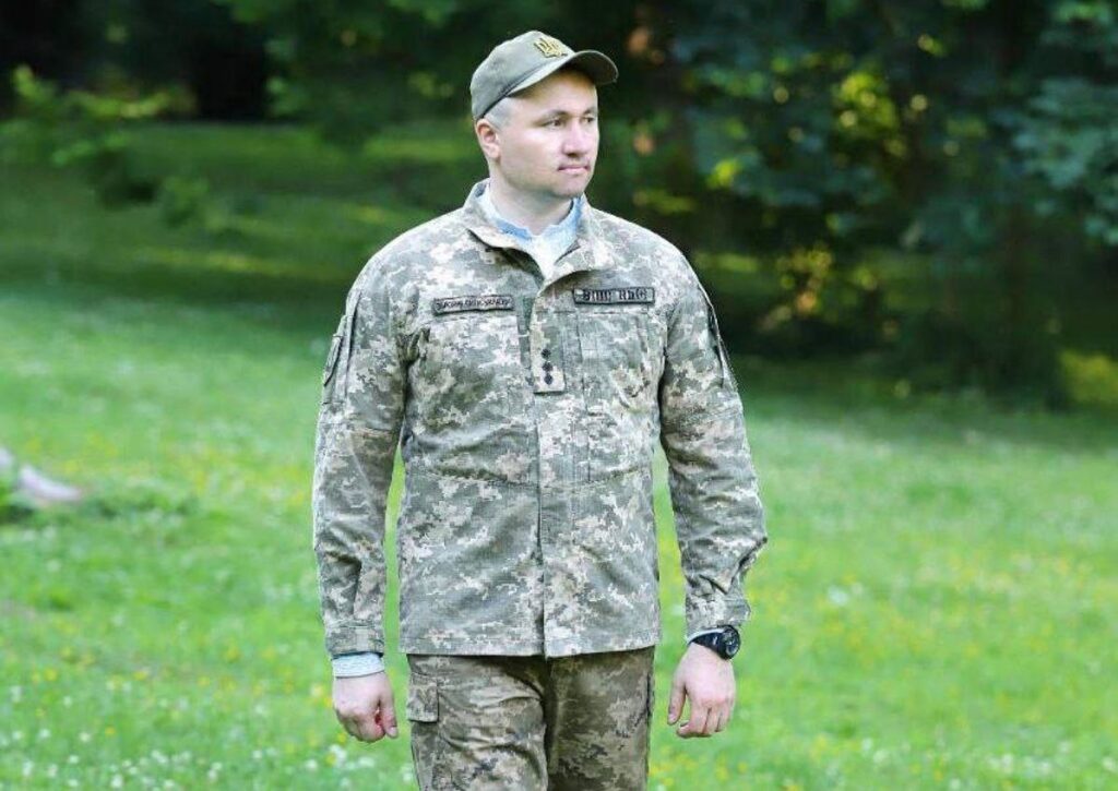 Журналіст і викладач Тарас Подедворний: «Майбутнє за журналістикою розуміння, яка має доносити сенси до суспільства» 18 Журналіст і викладач Тарас Подедворний: «Майбутнє за журналістикою розуміння, яка має доносити сенси до суспільства» 1