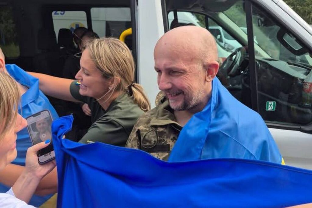 Нарешті на волі: українські журналісти Дмитро Хилюк і Марк Каліуш повернулися з російського полону
