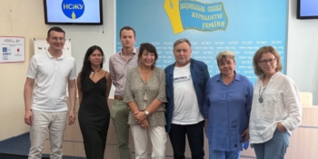 Історії прифронтових журналістів мають бути почуті: візит виконавчої директорки Free Press Unlimited Рут Кроненбург до НСЖУ 17 Історії прифронтових журналістів мають бути почуті: візит виконавчої директорки Free Press Unlimited Рут Кроненбург до НСЖУ