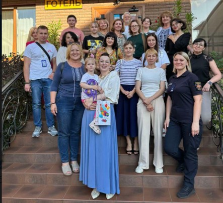 «Я ОК!»: команда Центрів журналістської солідарності взяла участь у психологічному ретриті у Вінниці 18 «Я ОК!»: команда Центрів журналістської солідарності взяла участь у психологічному ретриті у Вінниці 1