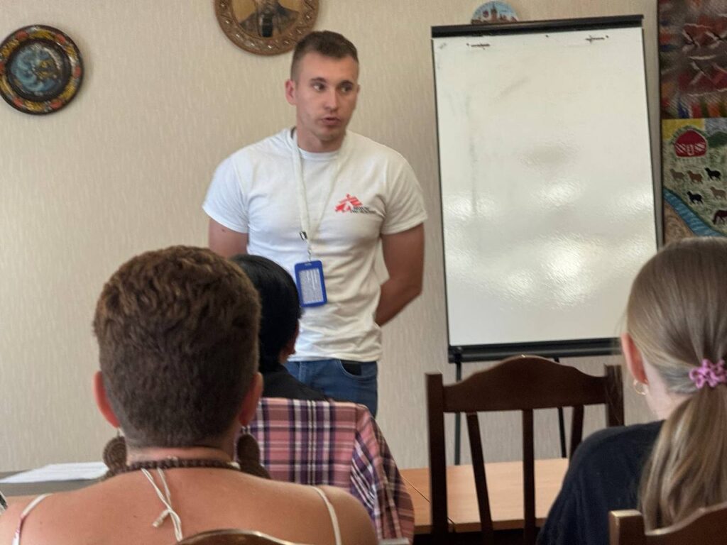 «Я ОК!»: команда Центрів журналістської солідарності взяла участь у психологічному ретриті у Вінниці 24 «Я ОК!»: команда Центрів журналістської солідарності взяла участь у психологічному ретриті у Вінниці 7