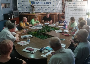Запорізькі Майдани, «яєчна неділя» і не тільки: журналісти згадали, як вони допомагали формувати Незалежність України
