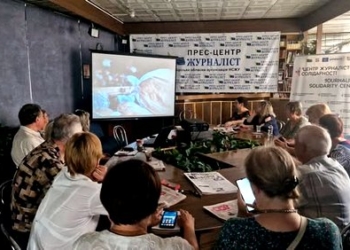 На засіданні секретаріату Запорізької обласної організації НСЖУ вітали нове поповнення в спілчанській сім’ї