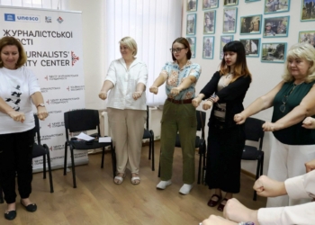 Як бути витривалими у довготривалому стресі: психологічні практики для медійників