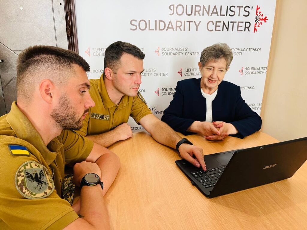 Нацгвардійці-медійники під час візиту до Івано-Франківського ЦЖС висловили бажання стати членами НСЖУ 1