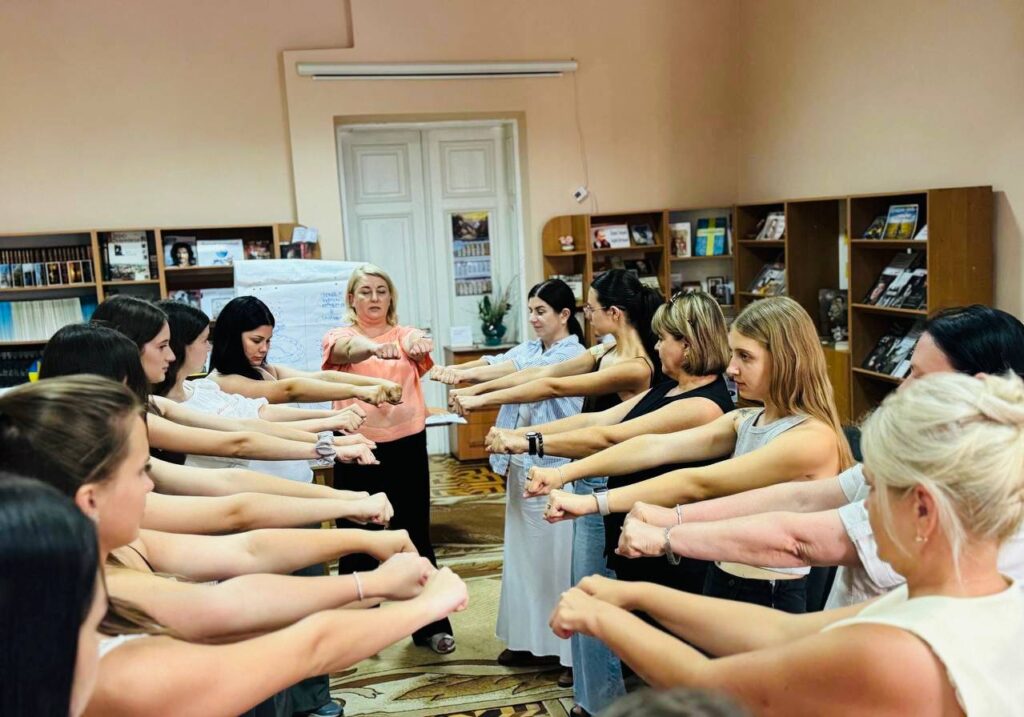 Що таке майндфулнес і не тільки: серія тренінгів із психологічної підтримки для медійників в Івано-Франківську 3