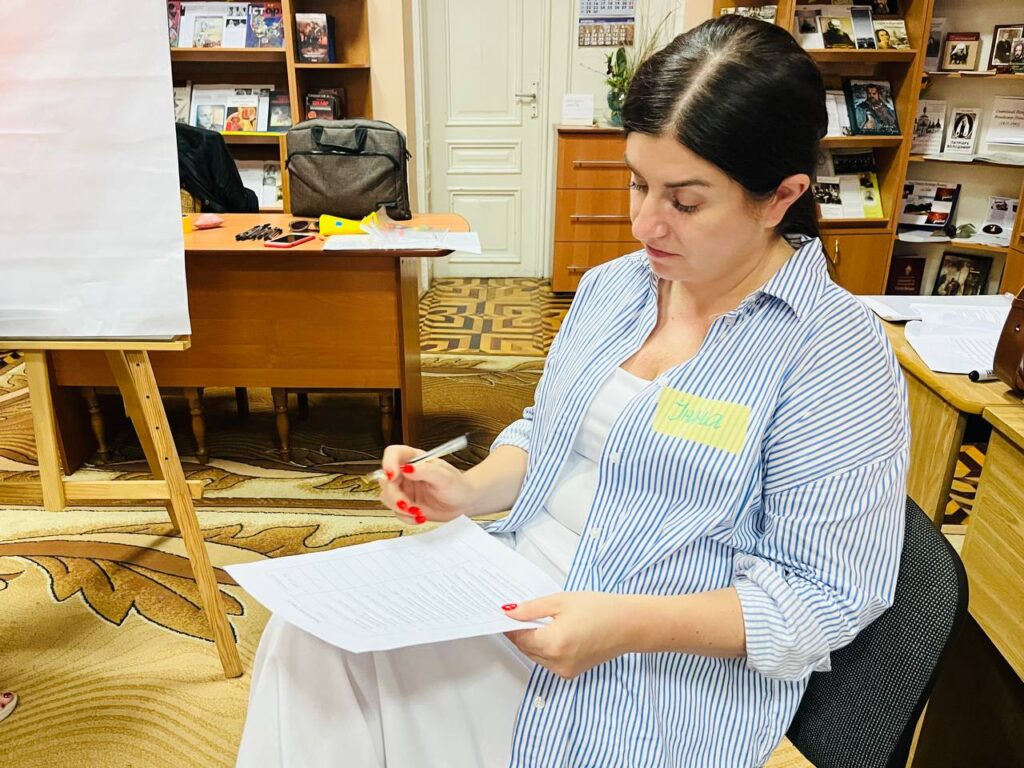 Що таке майндфулнес і не тільки: серія тренінгів із психологічної підтримки для медійників в Івано-Франківську 6