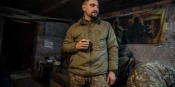 «Деякі журналісти виділяють на донати третину своєї зарпалати»: пресофіцер 24-ї бригади про допомогу від цивільних колег і фільм «Вогнетривкі» 17 «Деякі журналісти виділяють на донати третину своєї зарпалати»: пресофіцер 24-ї бригади про допомогу від цивільних колег і фільм «Вогнетривкі»