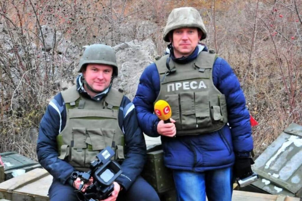 «Сюжет, буває, рятує життя»: 11 років воєнної журналістики Ігоря Левенка 20 «Сюжет, буває, рятує життя»: 11 років воєнної журналістики Ігоря Левенка 3