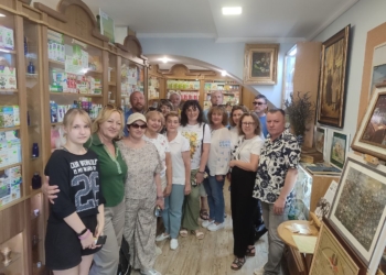 Дім «Щедрика», фармація «на дотик», кава… з часником, дивовижна історія Поділля: вінницький ретрит для медійників